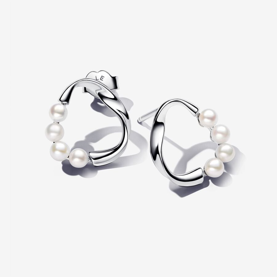 Organically Shaped Circle & Treated Freshwater Cultured Pearls Stud