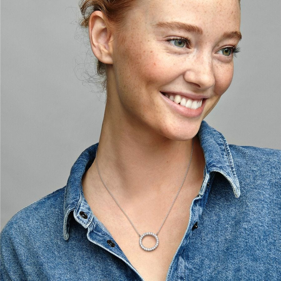 Hearts of Pandora Clear Necklace