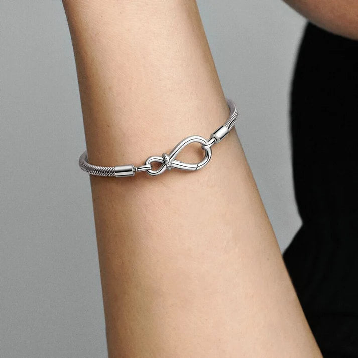 Infinity Knot Snake Chain Bracelet