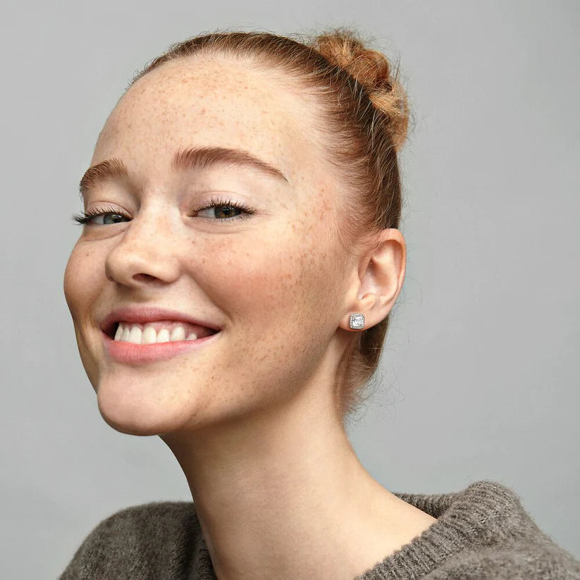 Timeless Elegance Stud