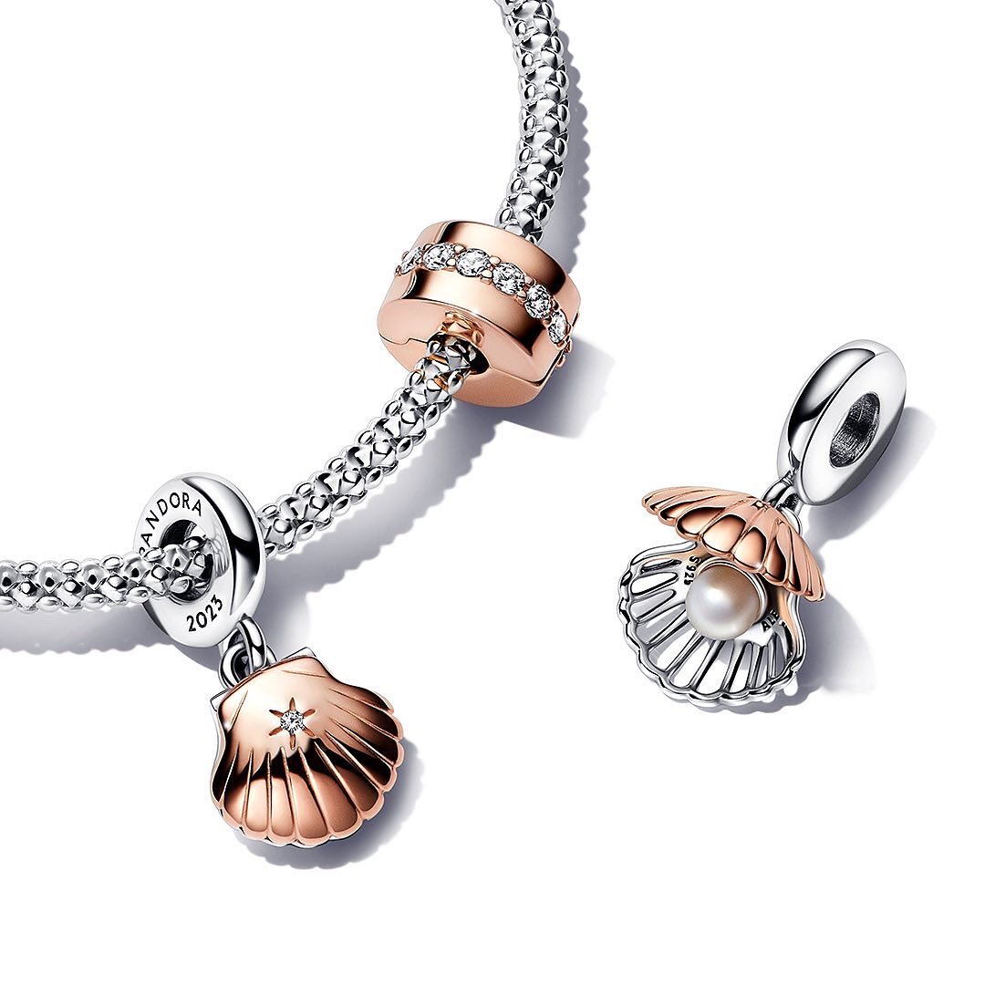 Sea Shell & Treated Freshwater Cultured Pearl Charm