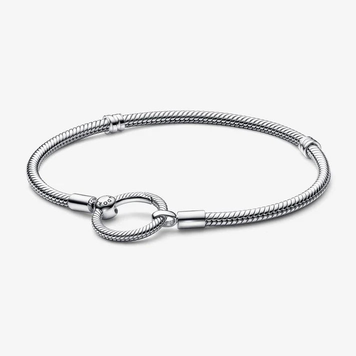 O Closure Snake Chain Bracelet
