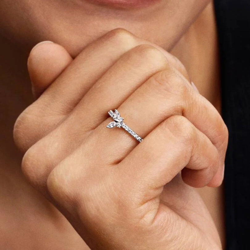 Sparkling Butterfly Ring