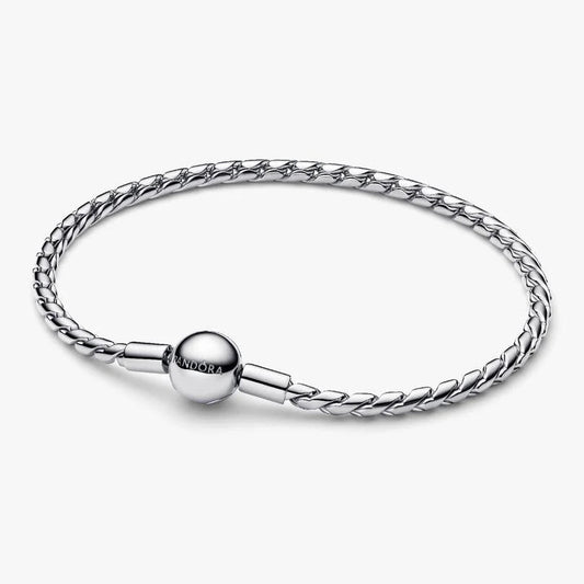 Round Clasp Wing Chain